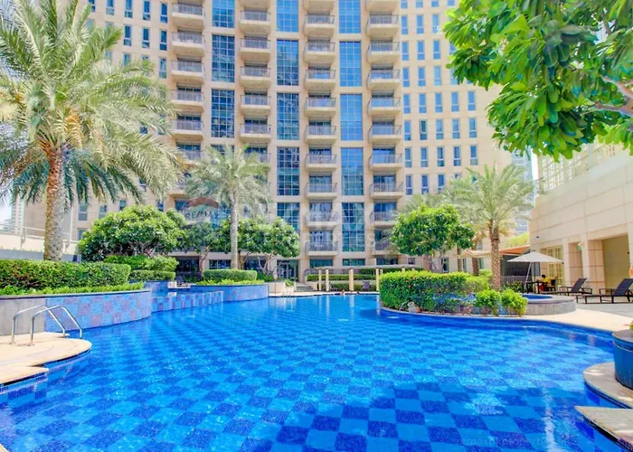 Dream Inn Apartments - Standpoint Tower